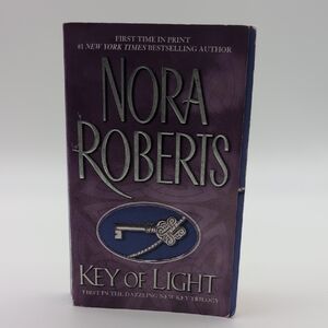 💵2/$10Bundle and Save💵Nora Roberts 'Key of Light' Book
